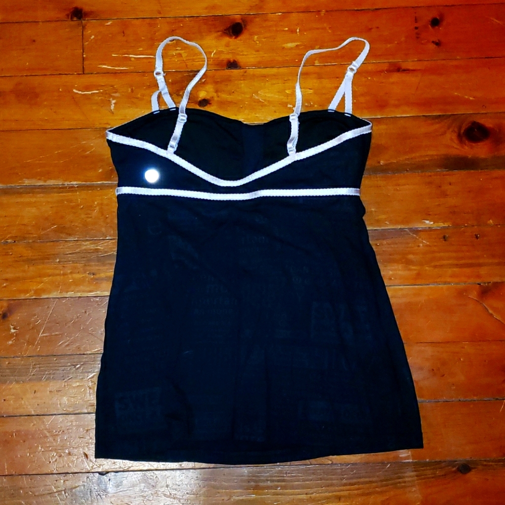 Lululemon tank